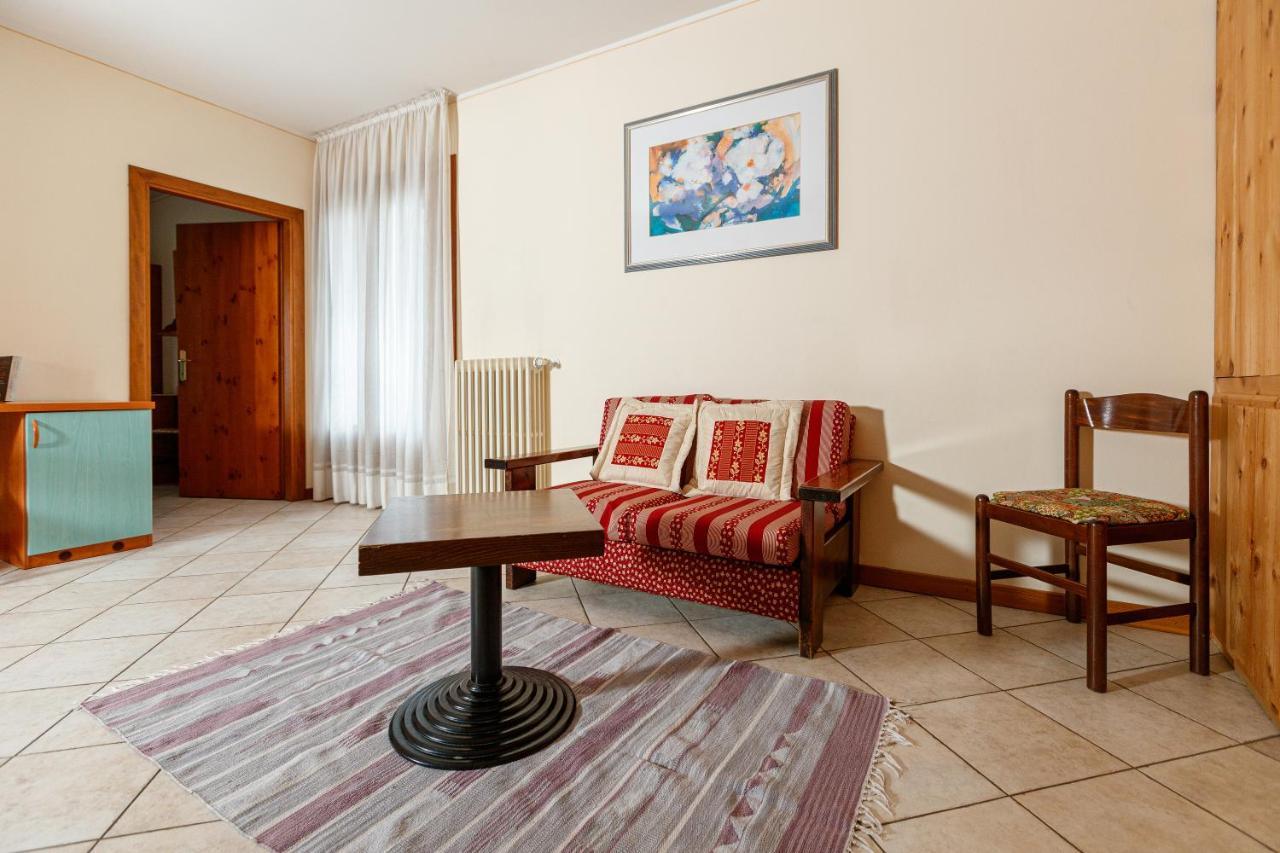 Hotel Villa Rina Bormio Exterior photo