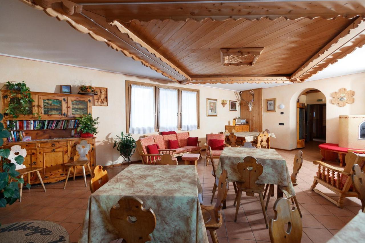 Hotel Villa Rina Bormio Exterior photo