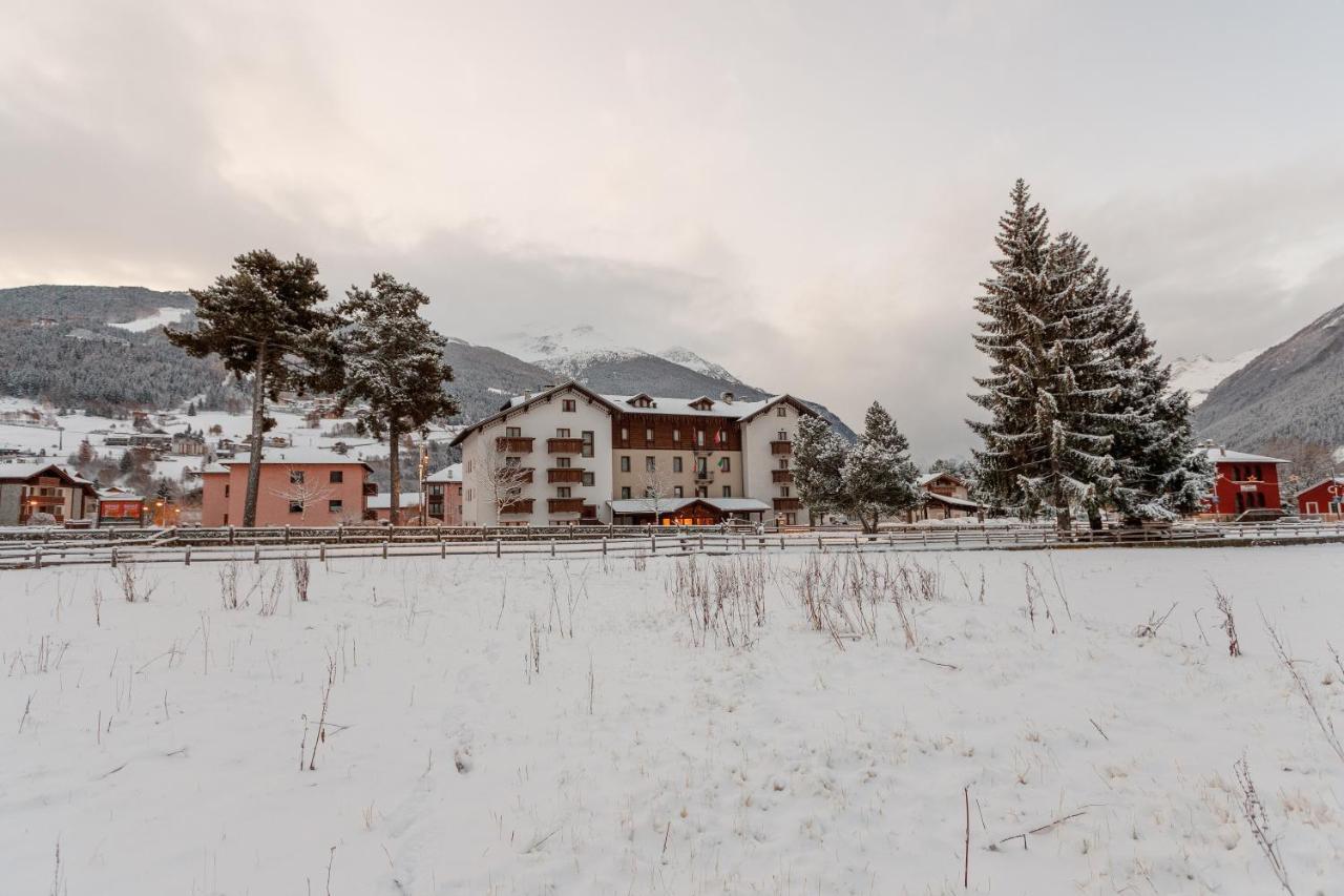 Hotel Villa Rina Bormio Exterior photo